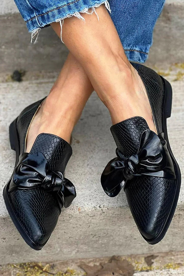 Black / 11