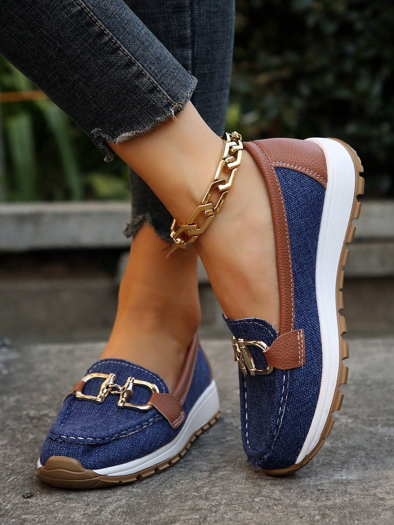 Marine Blue / 11