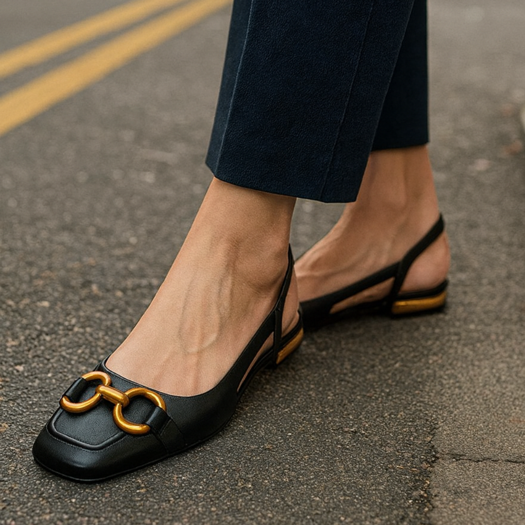 Black / 8