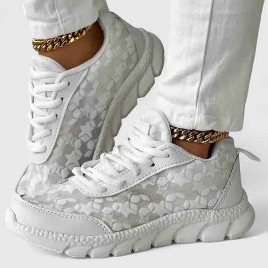 Clara | Cozy Sneakers
