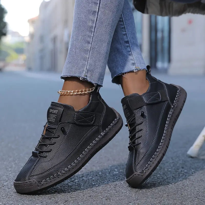 Black / 11.5