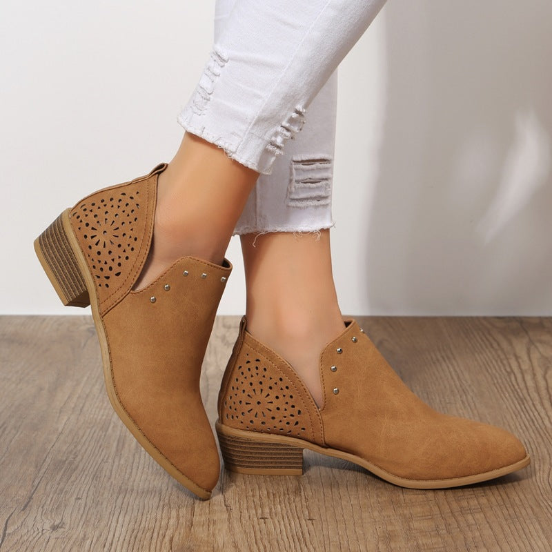 Brown / 11