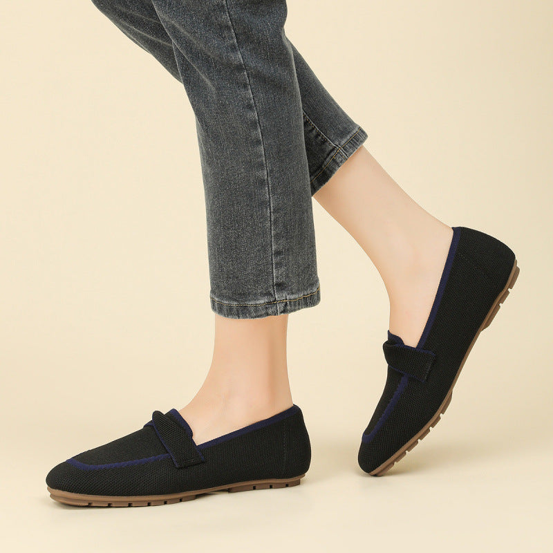 Black / 11