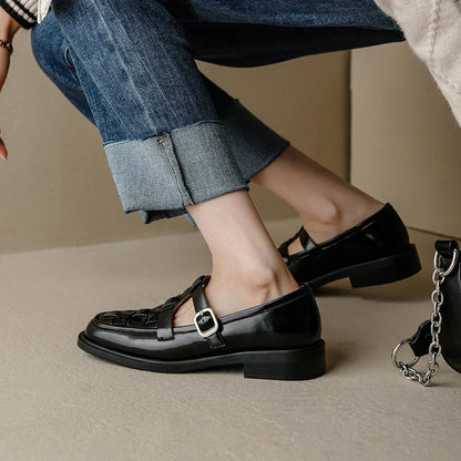 Clara | Retro Flats