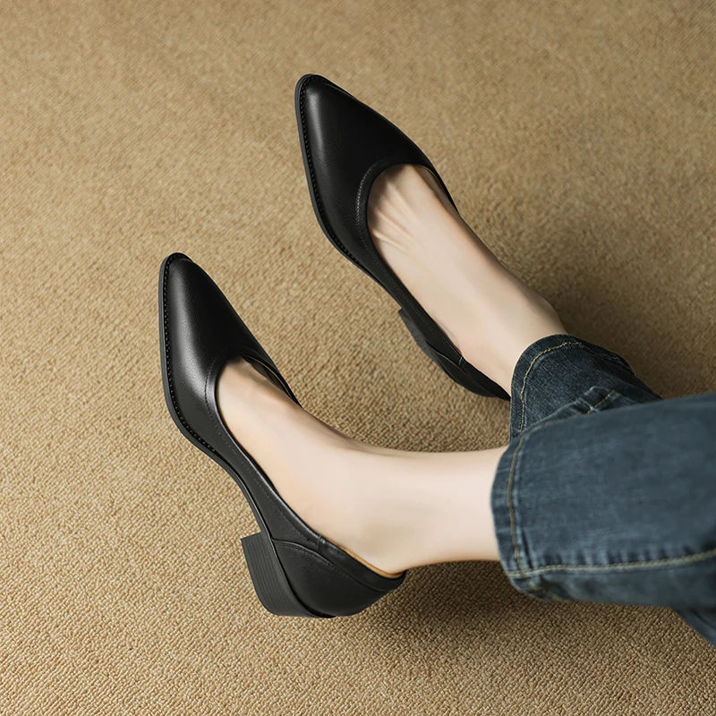 Black / 11