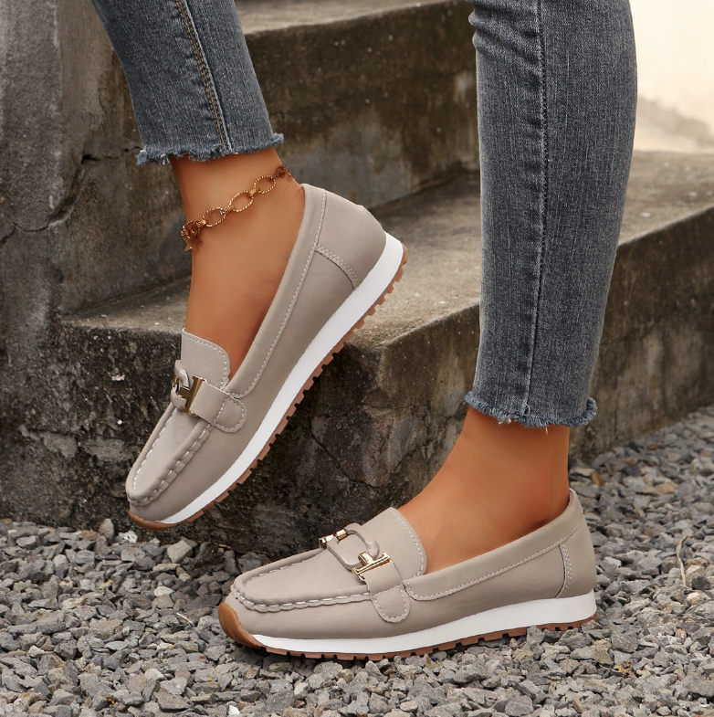 Gray / 11