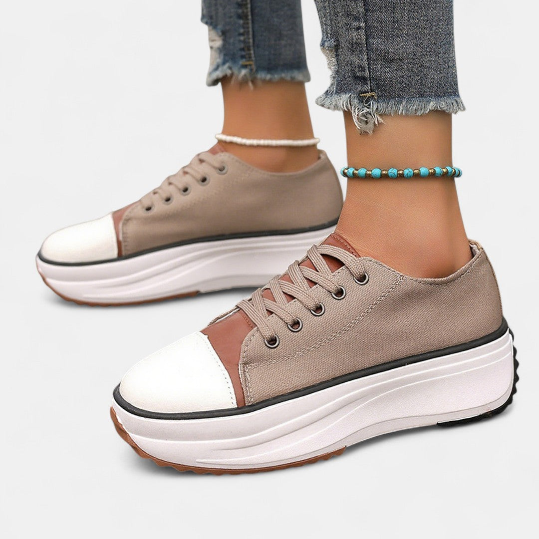 Brown / 12 US | 43 EU