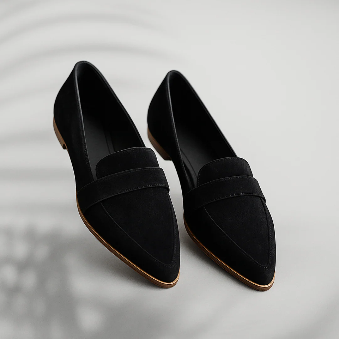 Black / 11